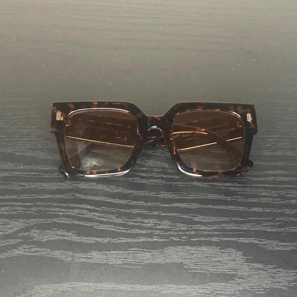 Brand new Womens sunglasses